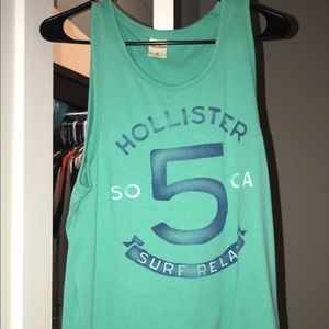 Men’s Hollister tank